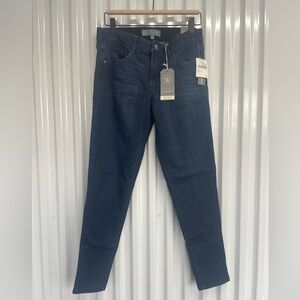 NWT Wit & Wisdom Deep Indigo Skinny Jeans